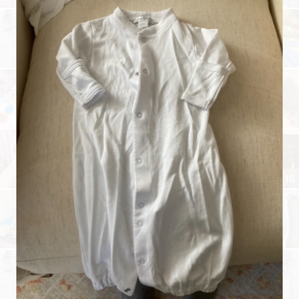 Kissy kissy converter gown